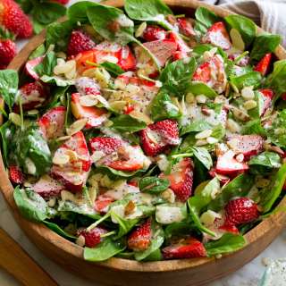Easy Strawberry Spinach Salad