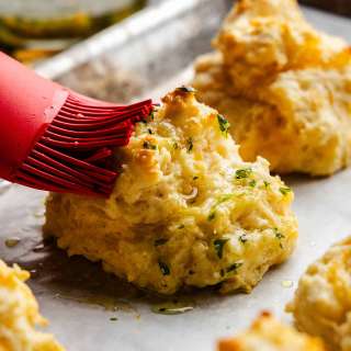 Cheddar Bay Biscuits