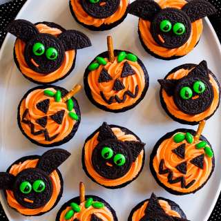 Decorated Halloween Cupcakes