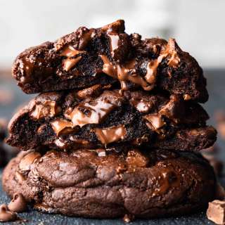 Bakery Style Chocolate Chunk Cookies