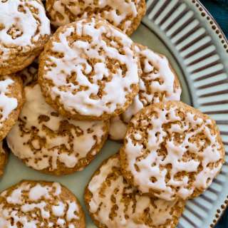 Iced Oatmeal Cookies