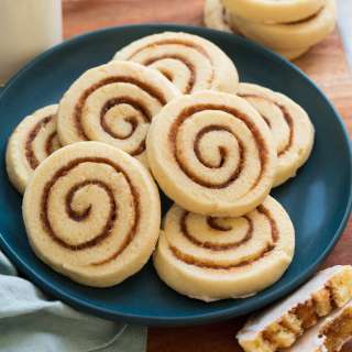 Cinnamon Roll Cookies