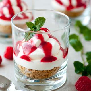 No Bake Cheesecake Mousse with Raspberry Sauce