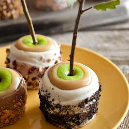 Homeamde Caramel Apples