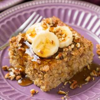 Banana Pecan Baked Oatmeal