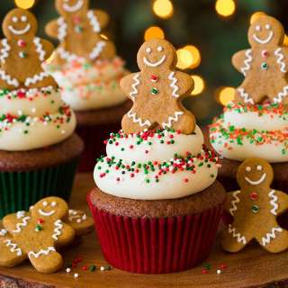 Gingerbread Cupcakes with Cream Cheese Frosting