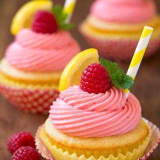 Raspberry Lemonade Cupcakes