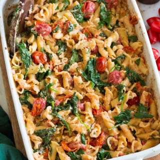 Baked Feta Pasta (TikTok Pasta)