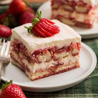 Strawberry Cheesecake Tiramisu