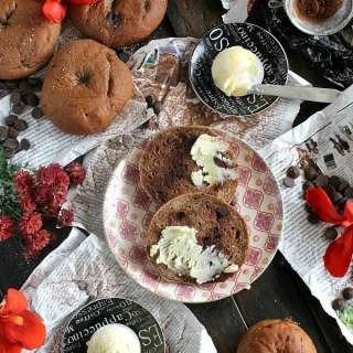 Chocolate Chocolate Chip Bagels