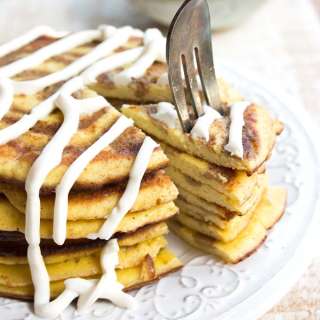 Low Carb Cinnamon Roll Pancakes