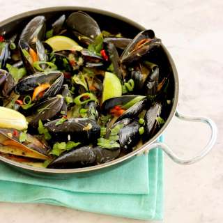 Green Curry Mussels