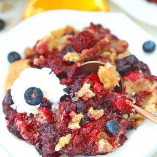 Instant Pot Berry Cobbler