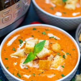 Instant Pot Tomato Bisque