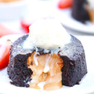Instant Pot Peanut Butter Lava Cake