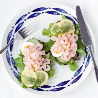 Räksmörgås: Swedish Prawn Sandwich