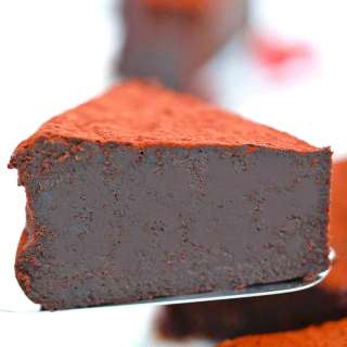 Instant Pot Flourless Chocolate Cake