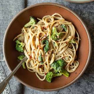 Tahini Noodles (20 Minutes!)