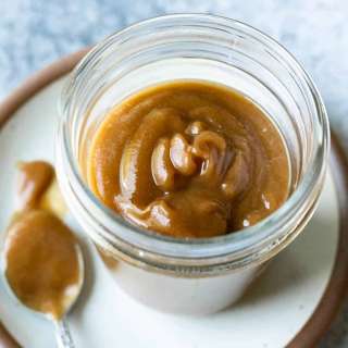 Date Caramel Sauce (Vegan, No Coconut)