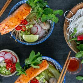 Easy Pho Soup (Vietnamese Noodle Soup)