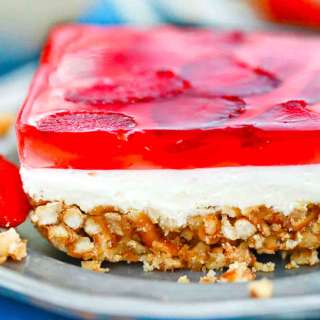 Strawberry Pretzel Salad