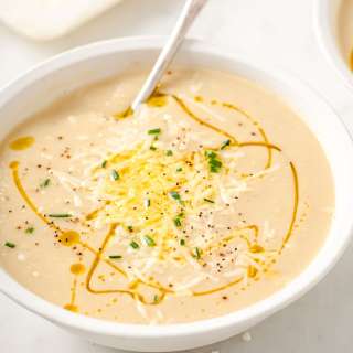 Roasted Keto Cauliflower Soup