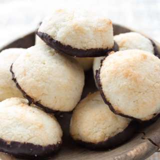 Keto Macaroons
