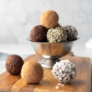 Almond Pulp Energy Balls