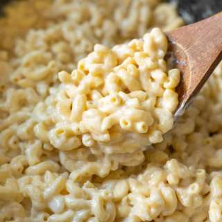 Vegan Crockpot Mac and Cheese