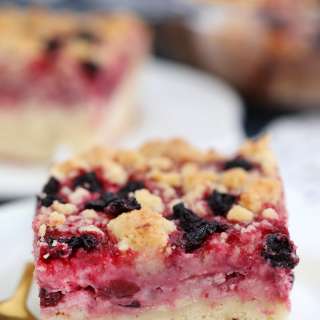 Cherry Cream Cheese Coffee Cake