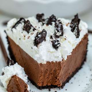 No Bake Chocolate Pie