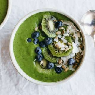 Clean Green Smoothie Bowl