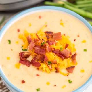 Instant Pot Cheesy Potato Soup