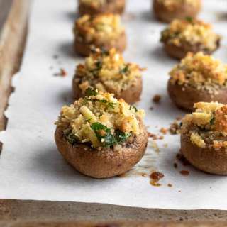 Easy Vegan Stuffed Mushrooms