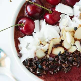 Dark Cherry Smoothie Bowl