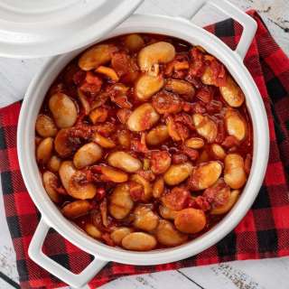 Oven-Baked Greek Giant Beans (Gigantes Plaki)