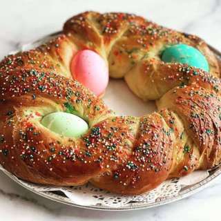 Italian Easter Bread (Pane di Pasqua)