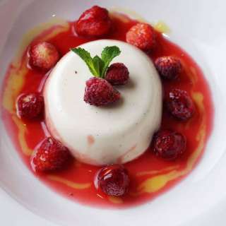 Panna Cotta with Raspberries