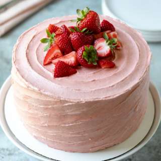 Vegan Strawberry Cake