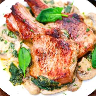 Creamy Garlic Pork Chops