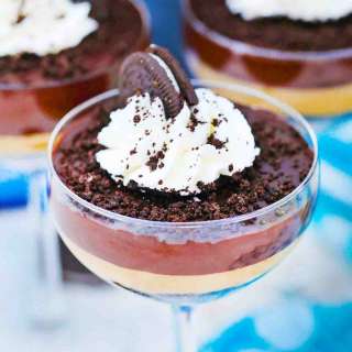 5 Minute Chocolate Oreo Pudding