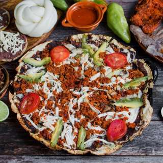 Tlayuda con Chorizo (Mexican Chorizo Pizza)
