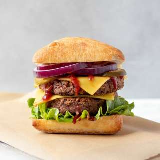 Easy Tempeh Burger (High Protein & Vegan)