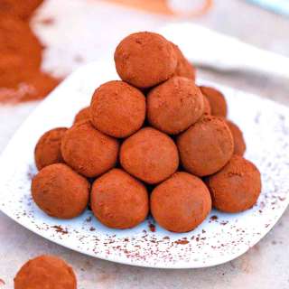 2 Ingredient Chocolate Truffles