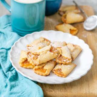 Pizzicati Cookies - Italian Bow Tie Cookies