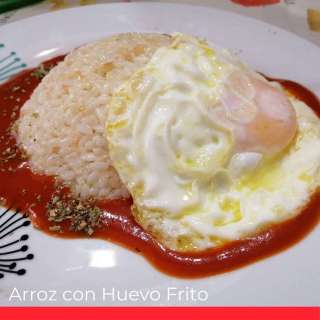 Arroz con Huevo Frito (Cuban Rice and Fried Egg)