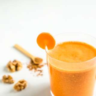 Carrot Cake Smoothie {Vegan and Gluten-free}