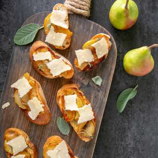 Bruschetta with Caramelised Pears & Grana Padano Riserva