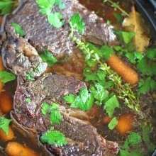 Slow Cooker Pot Roast with Red Wine