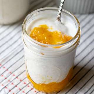Instant Pot Cashew Yogurt (Vegan)